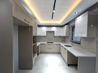 Recep Ümit'ten Şarhöyük'te Satılık Büyük Park Manzaralı Özel Garajlı 3+1 Sıfır Lüx Daireler. Recep Ümit'ten Şarhöyük'te Satılık Büyük Park Manzaralı Özel Garajlı 3+1 Sıfır Lüx Daireler.
