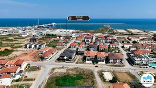 Karasu’da Satılık 2+1 Daire Ayrı Mutfak Geniş Plan