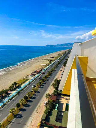 Satılık -daire Alanyada Mahmutlarda 4+1 🌊denize Sıfır🌊 Lüks Daire...!!!