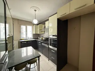 🏡ege Mahallesi 🏡 ✅3+1 120m2 5 Katlının 1 Katı ❇️kapalı Mutfak Petek Kombili