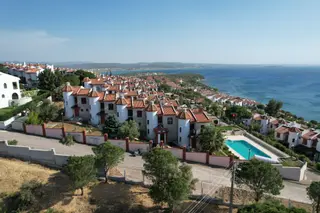 Balıkesir Gömeç Te Satılık 5 Adet Villa.denize 80 Metre Mesafede