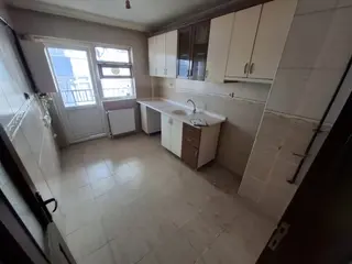 Koza Emlak'tan Pınarbaşı Mahallesin'de Arakatta Asansörlü 3+1 Daire