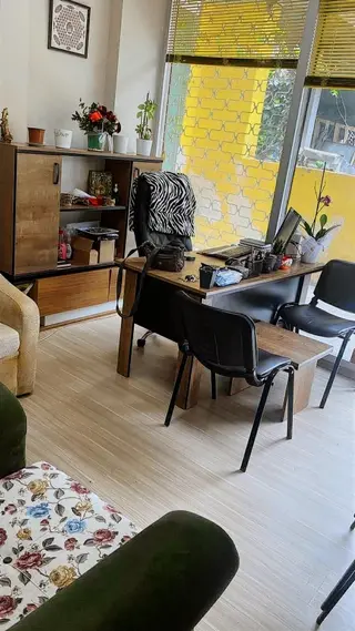 Engin Erdem'den Merterde Satılık Dükkan