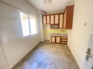 Gülcü Gayrimenkulden Hastane Caddesinde Satılık Ara Kat Daire