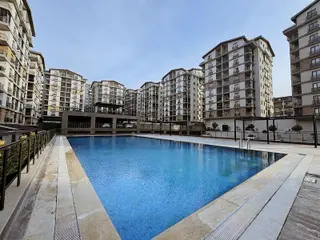 Tırpan Gayrimenkulden Umutevler Sitesinde Lüx Eşyalı Kiralık