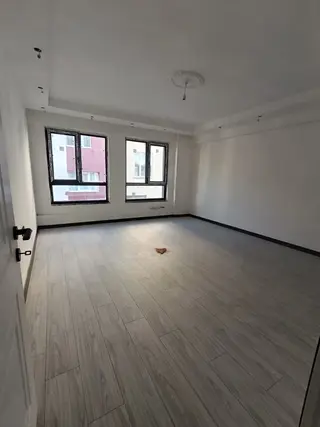 Ömür Mahallesinde 2+1 Sıfır Daire
