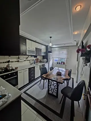 Kaan Emlaktan Bağbaşı Yeniyolda 3+1 170 M2 Satılık Daire