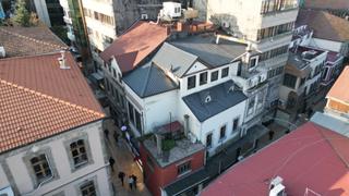 Kemerkaya'nın En İşlek Caddesinde Satılık Komple Bina