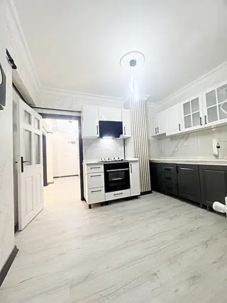 Keçiören Osmangazi Mah Katta Asansrlü Ful Yapılı Cadde Üzerinde
