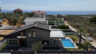 Yiğit'ten Altınoluk'ta 5+1 Sıradan Bir Villa Değil Tam Müstakil