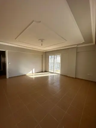 Didim'in Tam Merkezi'nde Heryere Yakın Ultra Geniş 3+1 Ayrı Mutfak Daire