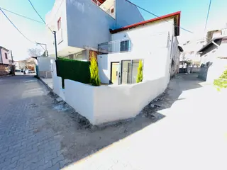 Kızılkeçili Köyün De 1+1 Teraslı Bahçeli Satılık Müstakil Ev