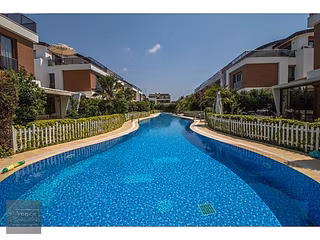 Antalya Konyaaltı 6+1 Mobilyalı, Bahçeli, Havuzlu Villa