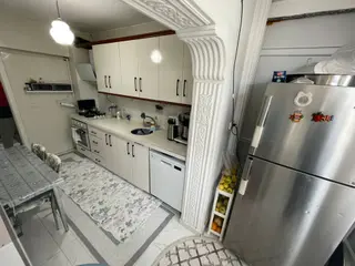 Ankara Kazanç'tan Asansörlü Andiçende Yapılı Masrafsız Bulvara Yakın Satılık 3+1 Daire