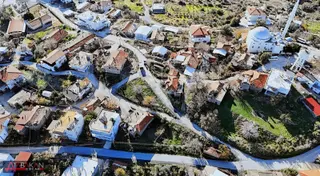 Yukarıışıklar'da Satılık 3 Adet Arsa