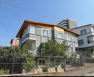 100.yılda Kreş Rehabilitasyon Ve Okula Uygun Satılık Müstakil Ev 100.yılda Kreş Rehabilitasyon Ve Okula Uygun Satılık Müstakil Ev