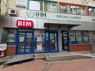 Altın Emlak'tan Çarşının Merkezinde 1100m2 Dükkan Ve Ofis Katı