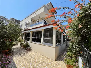 Tek Müstakil Deniz Manzaralı Villa - Realex
