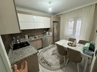 Menderes'te 3+1 Yüksek Giriş Site İçerisinde Satılık Geniş Daire