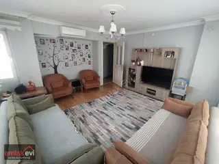 Emlak Evi'nden Meşrutiyet Mh Satılık 2+1 Geniş Daire