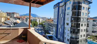 Alanya Şoförler Odası Civarında Kiralık Eşyalı Geniş Teraslı Asansörlü 2+1