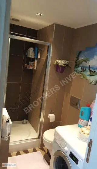 Brothers'tan Nef 98 Sitesinde Yüksek Kat Çift Cephe Satılık 1+1