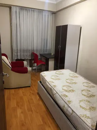 Akademi'den Şirintepe'de Üniversite Yakını Ön Cephe Satılık 1+1