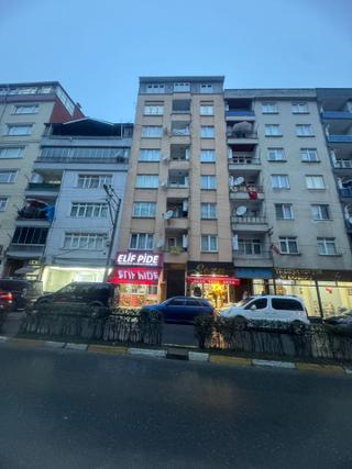 İnanç Emlaktan Hacısiyam Mahallesi İnönü Caddesinde 2+1 Kiralık Daireler