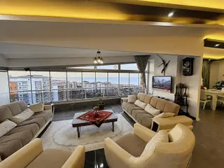 Ünyenin En Eşşiz, Deniz Manzaralı 650m2 Bahçe Alanlı 7+1 Dairesi