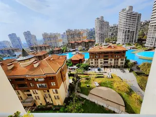 Halkalı Bosphorus City Sitesinde Peyzaj/göl Manzaralı 3+1 Lüks