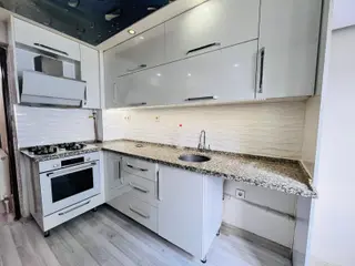 🏡ayni Ali Mahallesi 🏡 ✅2+1 900m2 6 Katlının 3 Katı ❇️fuul Özelikli Petek Kombili Panjurlu