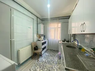 Makro Life Gayrimenkul'den Koşuyolu Parkı Karşısı Cadde Üzeri 2+1 Bakımlı Daire