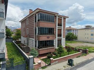 Moda'dan Süper Konumda Arsa Payı Yüksek Satılık Lüks 3+1 Daire!