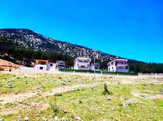 Kar Emlaktan Yenikonacık Bozkırlı Mevkiinde 400 M2 Satılık Arsa