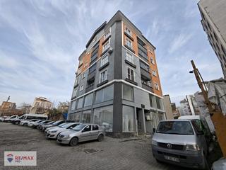 Remax Mıd - 2. Oruçgazı - Satılık Asma Katlı Dükkan