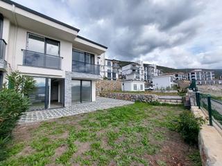 Denize 800m Villa 3+1 Havuzlu, Otoparklı Kendi Plaj (beach)alanı Mevcuttur Denize 800m Villa 3+1 Havuzlu, Otoparklı Kendi Plaj (beach)alanı Mevcuttur