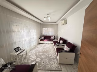İzmir Karşıyaka Alaybeyde Satılık Kapalı Mutfaklı 2+1 Daire