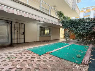 Yakuplu Mahallesi 3+1 Satılık Daire Çift Bahçeli 135m2 Fırsat !!