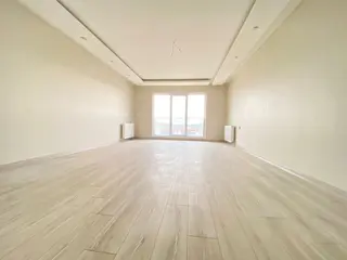 Gökçe Emlak'tn Sarayda Sitede Ultrageniş 4+1 Satılık Sıfır Daire
