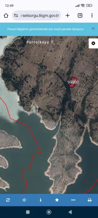 Newcıty Emlaktan Demircihalilde Baraj Manzaralı Tarla 2.410 M2