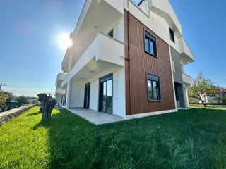 🏡 Referans'tan Güre'de Doğa Manzaralı Bahçe Kullanımlı 3+1 Dubleks