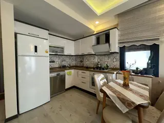 🟠🟠alfa'dan Akçay Merkezde Satılık 5 Yaşında Asansörlü 1+1 Şık Daire