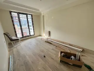 Has Seba'dan Tevfikbeyde 2+1 85m2 Caddeye Yakın Satılık Dairee