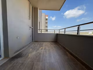 Kabasakal’da 7/24 Güvenlikli, Geniş Peyzajlı Sitede Full Donanımlı 2+1 Fırsat Daıre