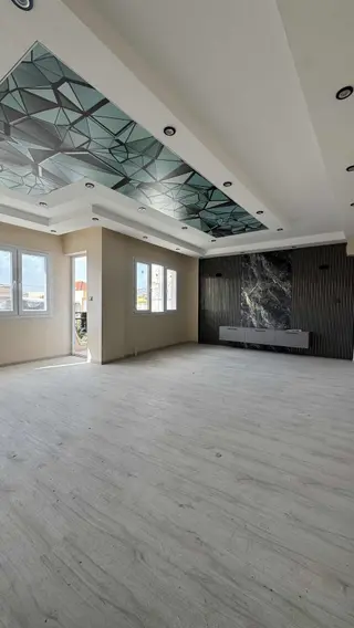 Nova'dan Kervanyolu Caddesi Üzerinde Satılık Tadilatlı Daire