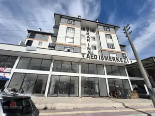 Kepez Ünsal Mah. Akdeniz Sanayi Sit. 3 Katlı Satılık Dükkan