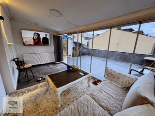 Teraslı Full Eşyalı Satılık 1 Yıl Peşin Ödemeli Kiracısı Mevcut