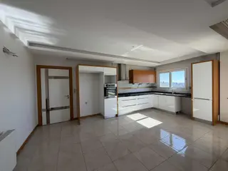 Gürselpaşa Da Havuzlu Lüx Sitede 4+1 G.odalı Kiralık Daire