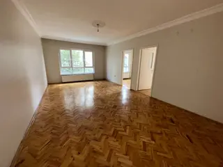 Turyap'tan Köşk Mah Dutluk Yakını 1.kat 3+1 120m2 Caddelere Ve Dutluk Metro Yakını Merkezi Lokasyon