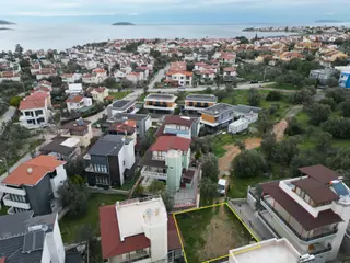 Sahilkent'te Satılık, Projesi Hazır, 170m² İnşaat Yapılır Arsa